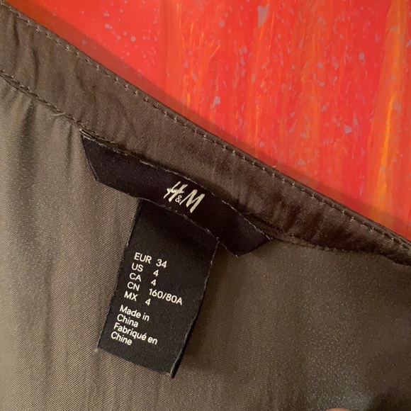 H&M Dress - Picture 8 of 8